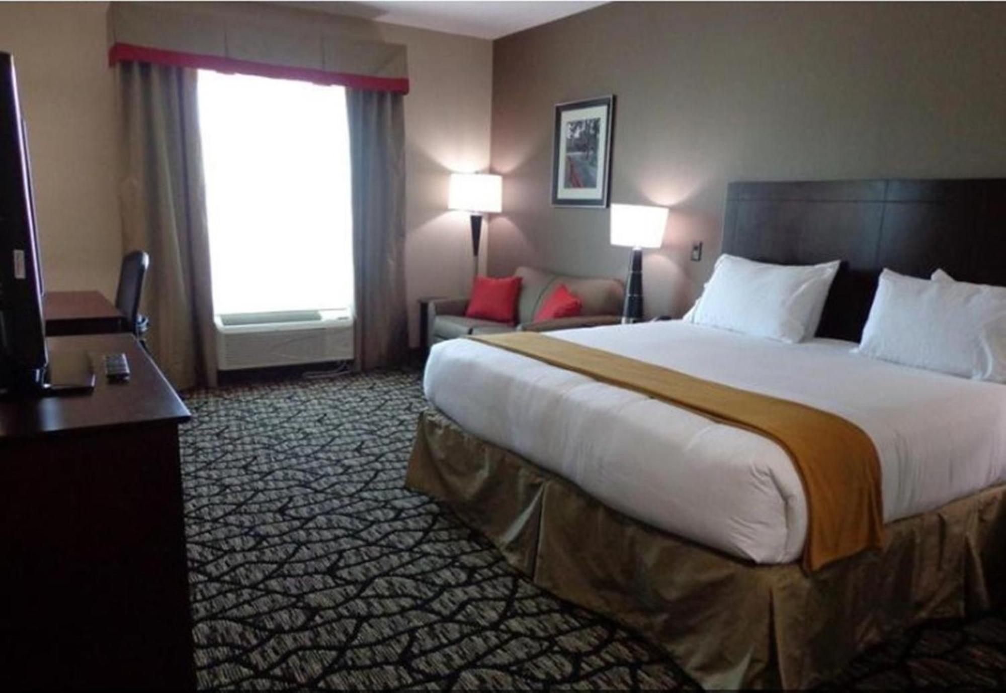 Holiday Inn Express And Suites Lubbock South By Ihg Exterior foto