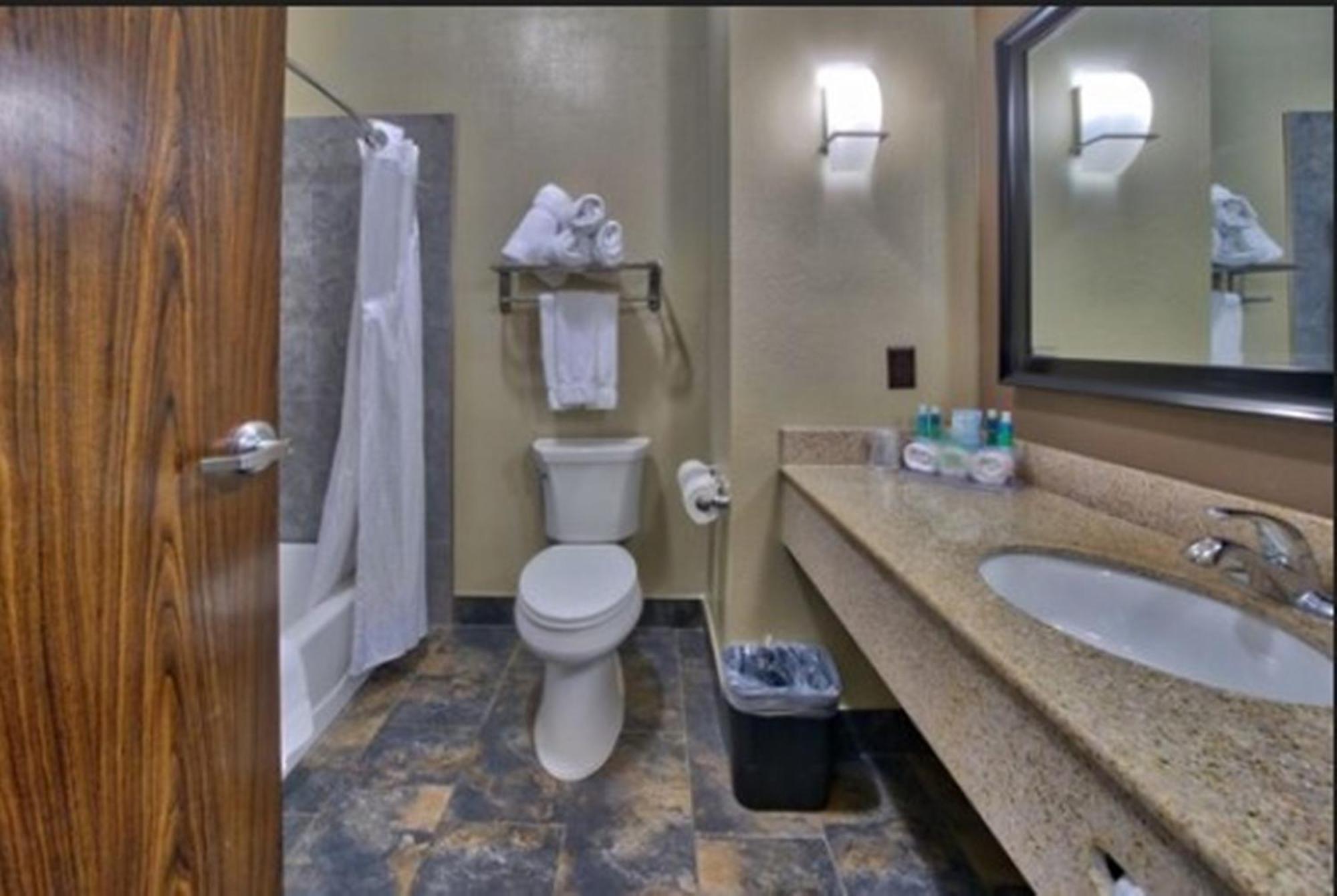 Holiday Inn Express And Suites Lubbock South By Ihg Habitación foto