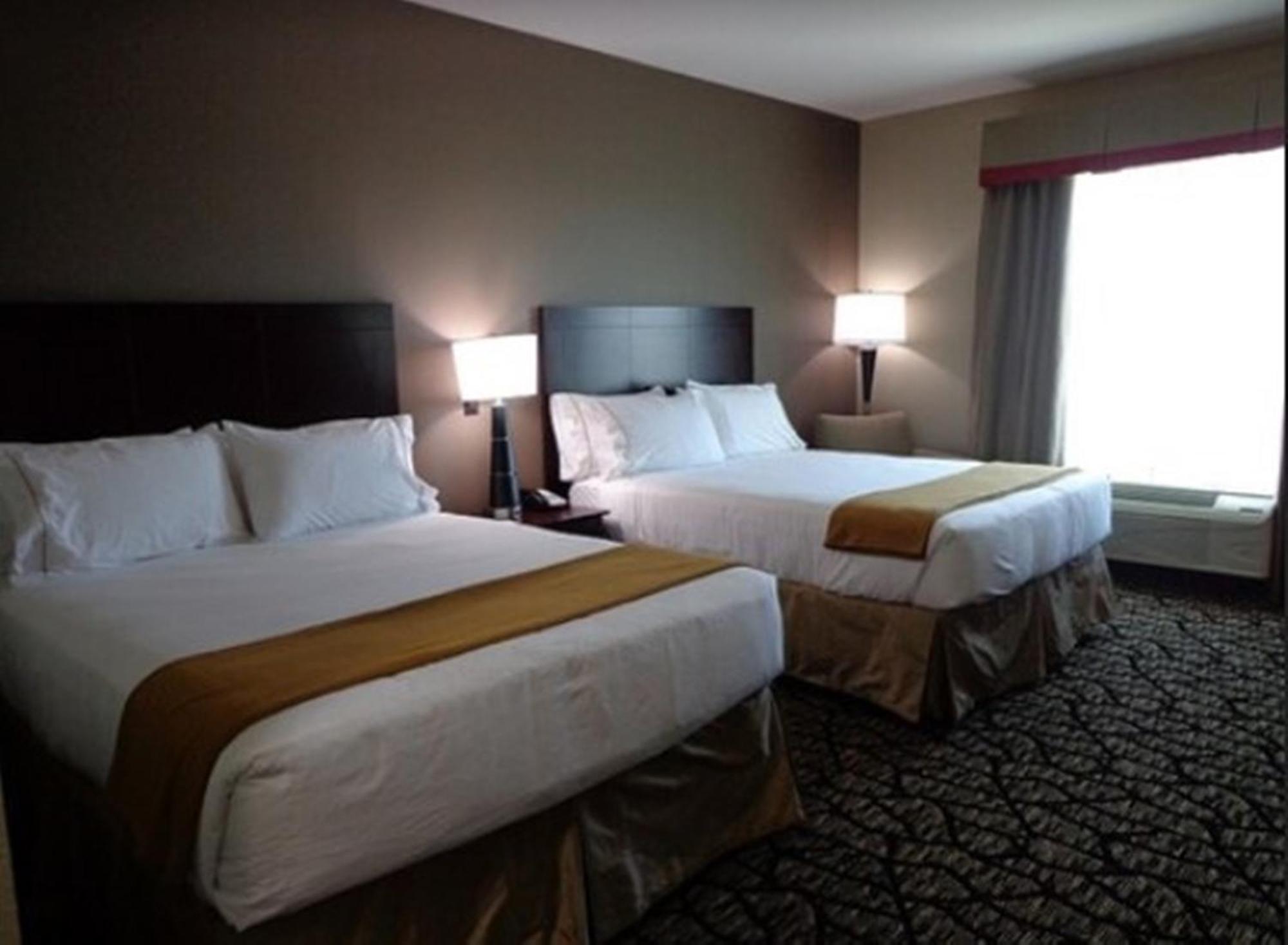 Holiday Inn Express And Suites Lubbock South By Ihg Habitación foto