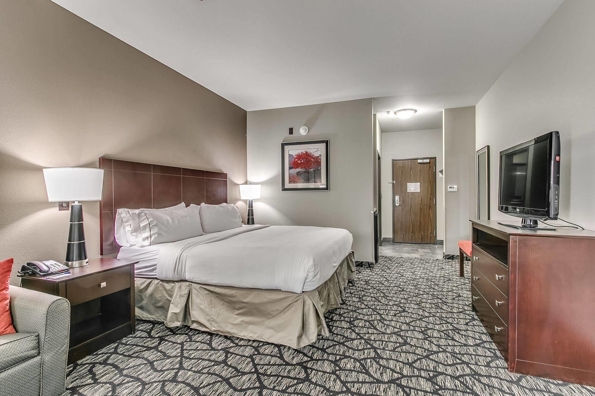 Holiday Inn Express And Suites Lubbock South By Ihg Exterior foto